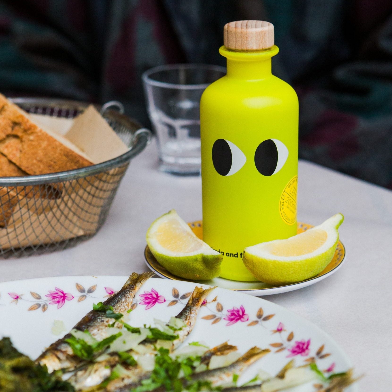 Aceite de oliva virgen extra con limón