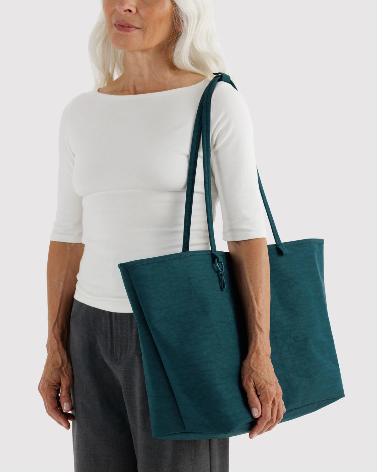 Bolso Large Nylon Reversible BAGGU