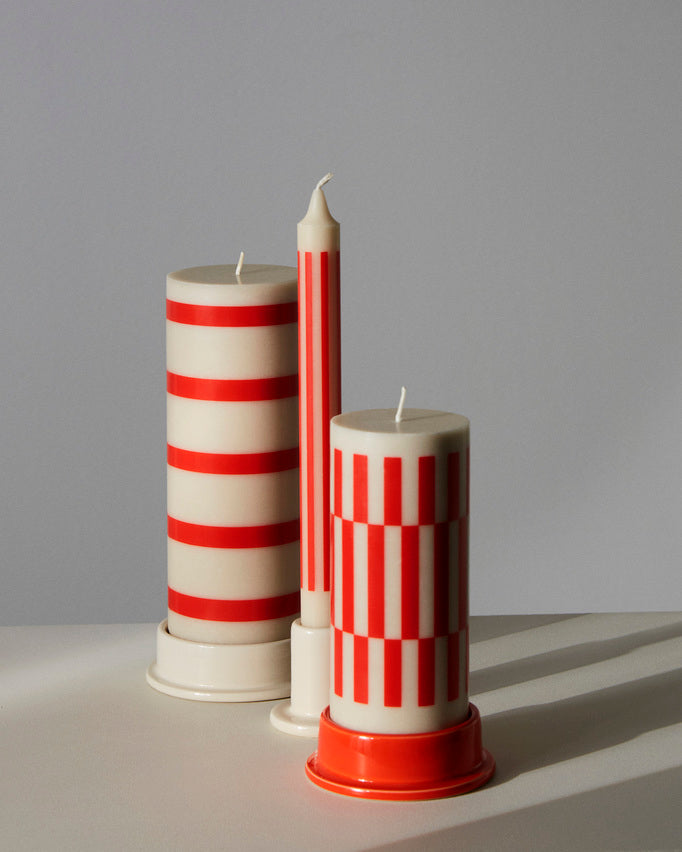 Column Small Candle - Off-white and red