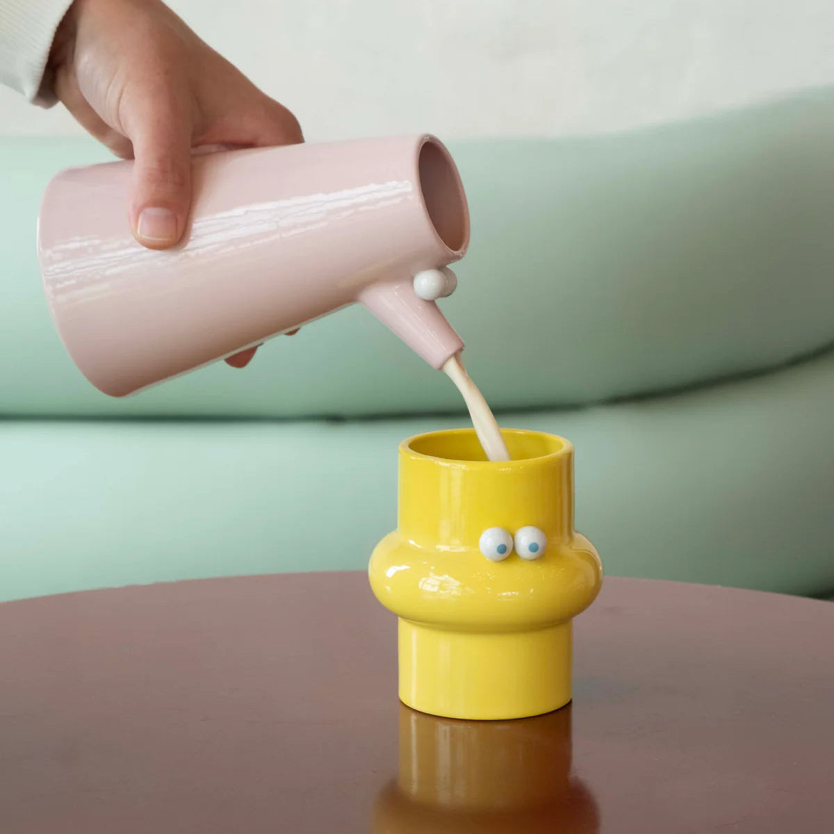 The Jug - Home Studyo x Lucas Zanotto