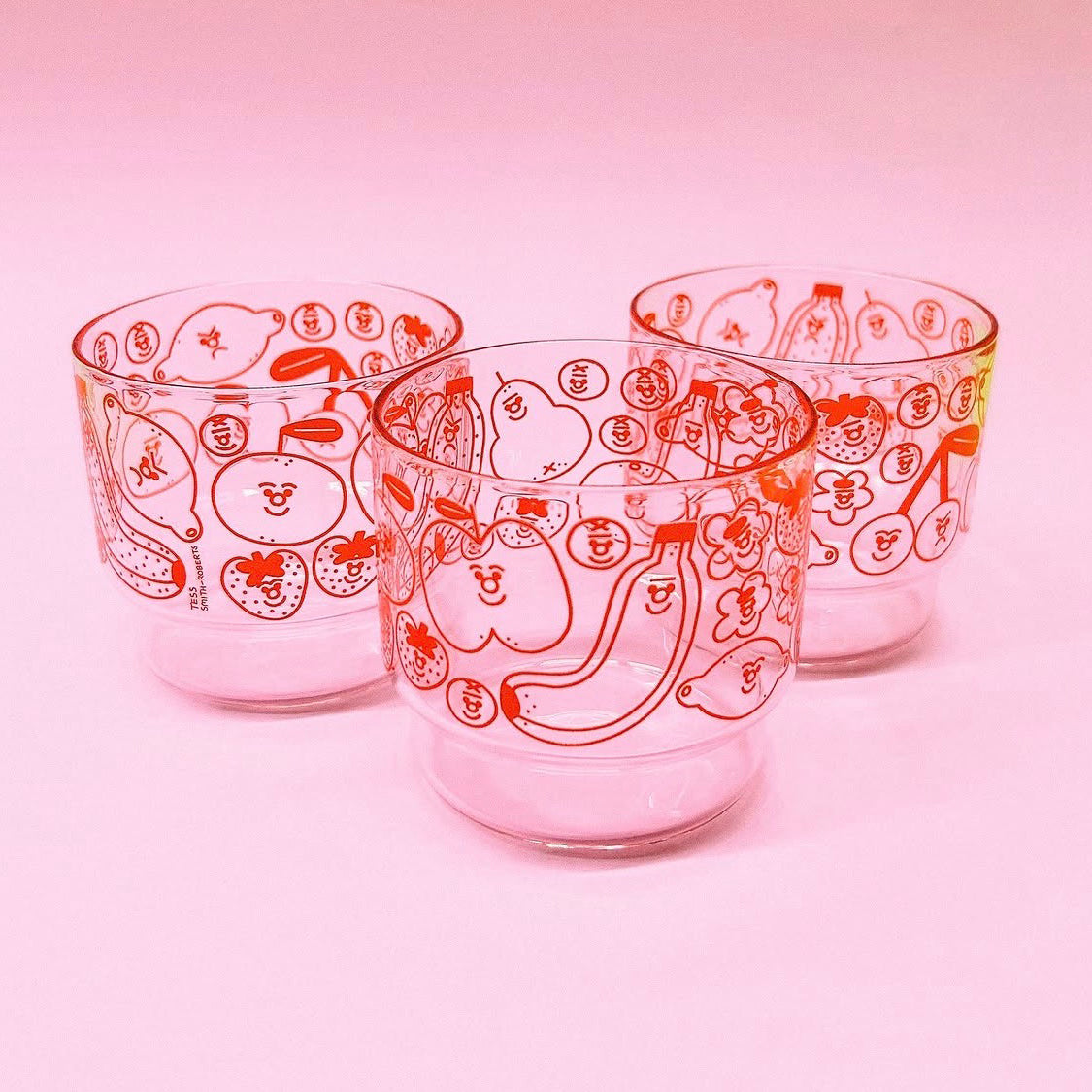 Vaso Fruity - Tess Smith-Roberts