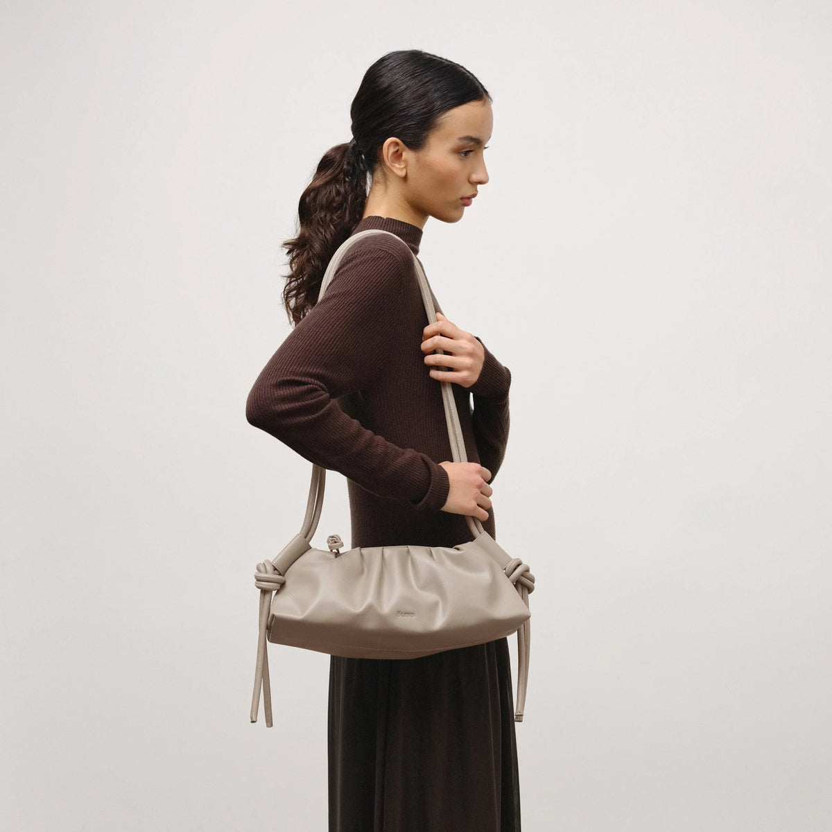 Vegan leather dumpling bag - Ölend