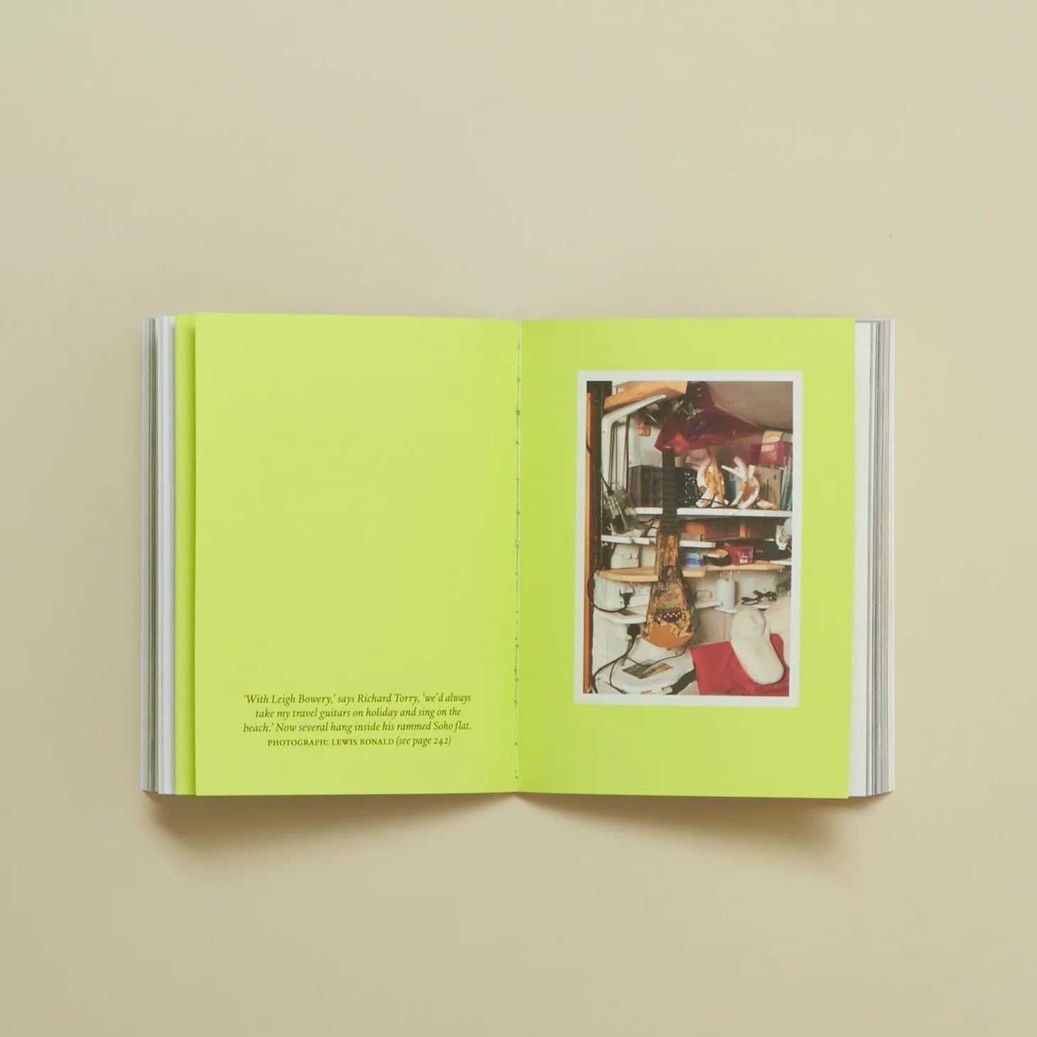 The World of Interiors December 2025 (Miniature Edition)