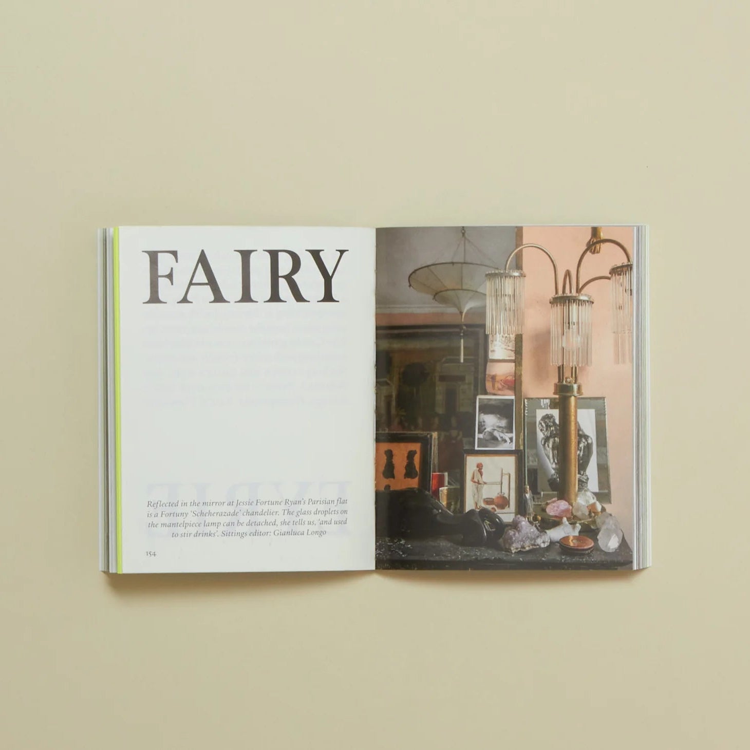 The World of Interiors December 2025 (Miniature Edition)