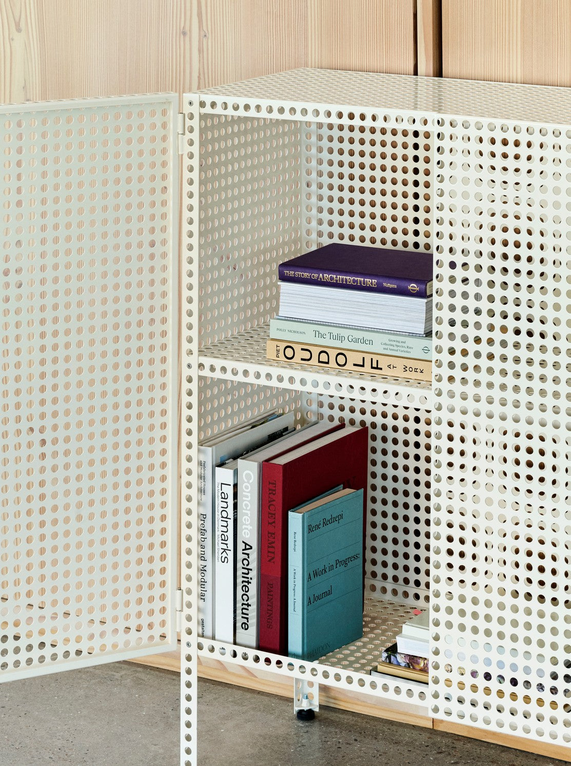 Mueble auxiliar Perforated Cabinet Floor - Medium