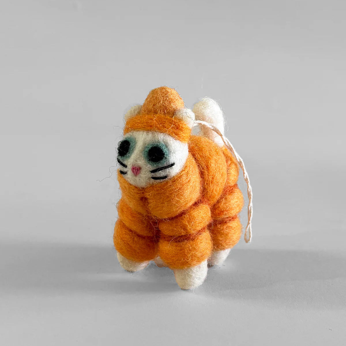 Adorno gato con chaqueta Lee