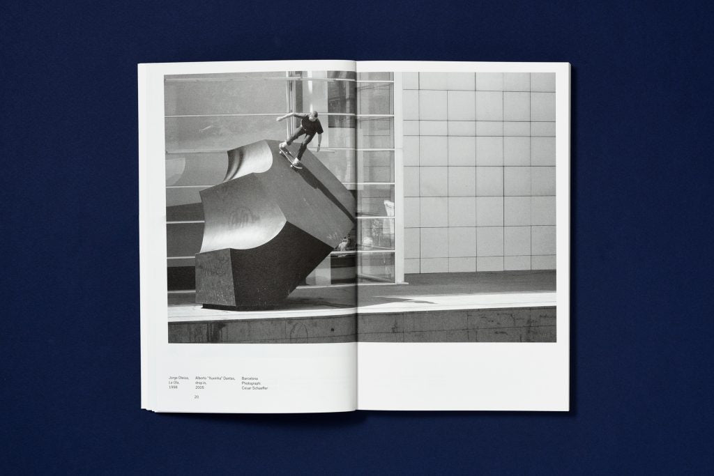 Riding Modern Art (pocket ed)