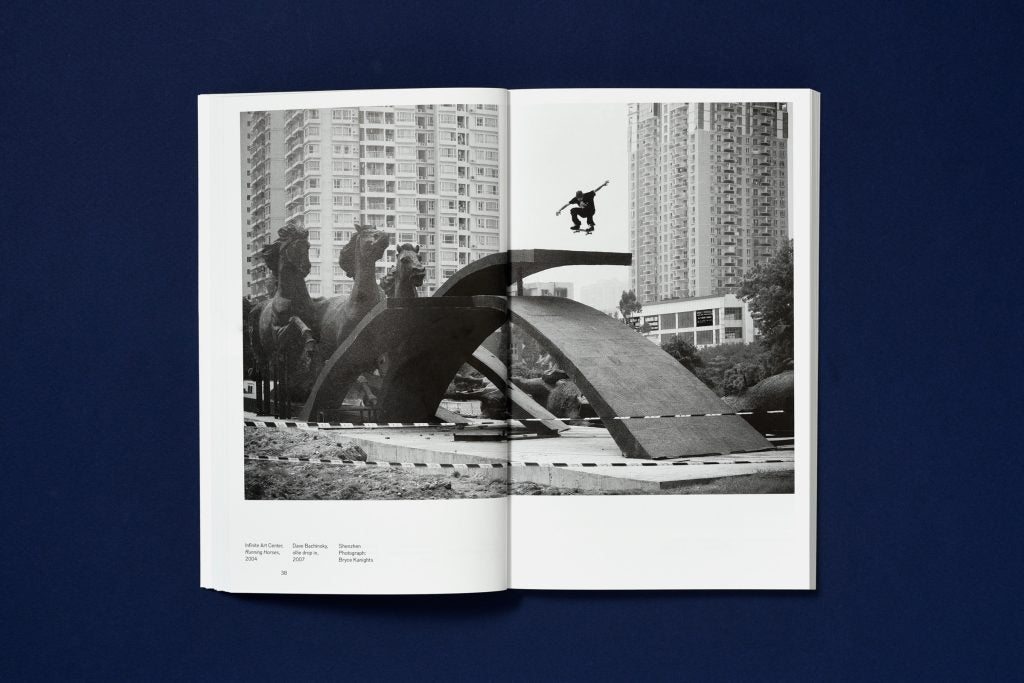 Riding Modern Art (pocket ed)