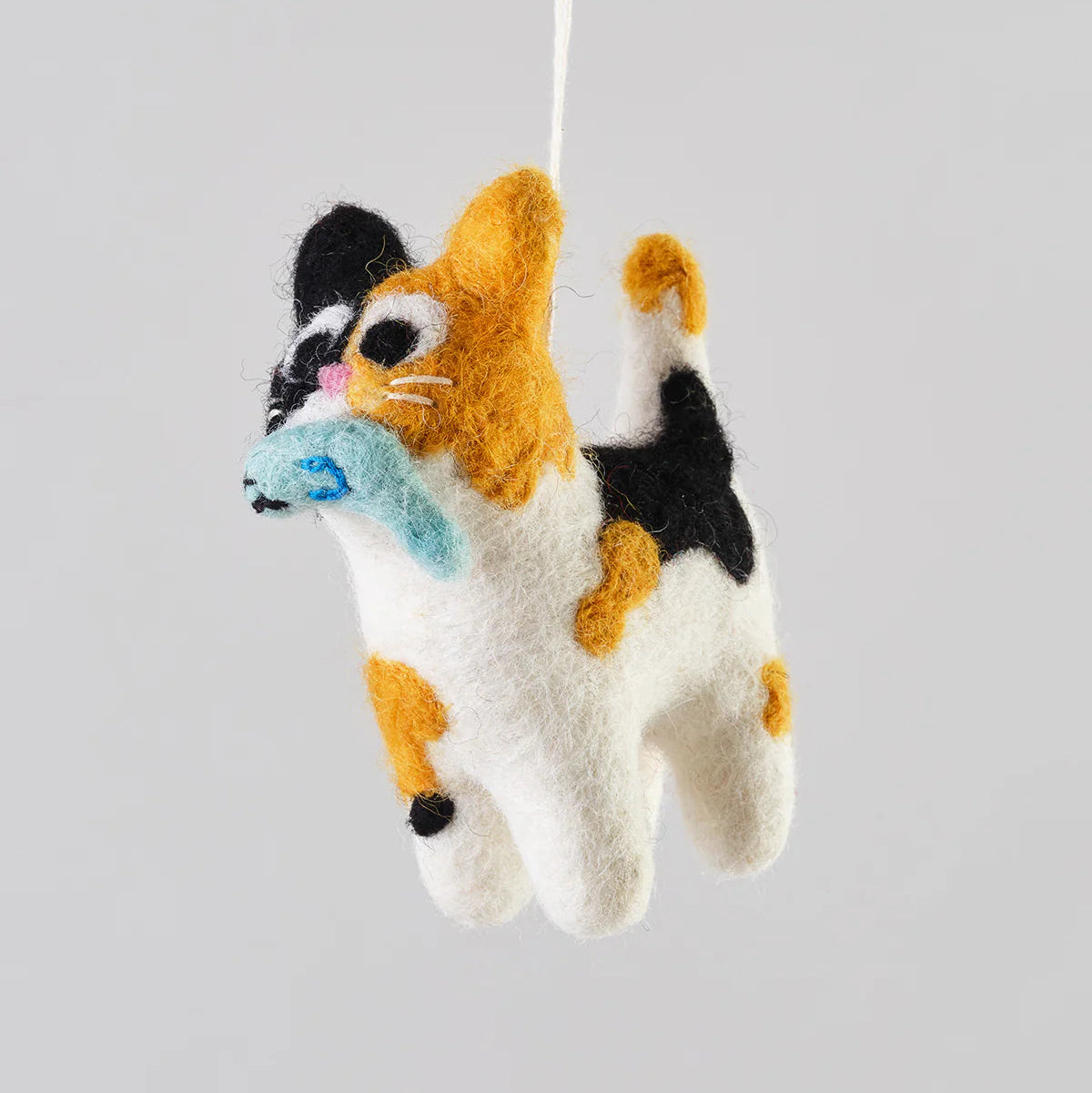 Adorno gato Dwight con pez