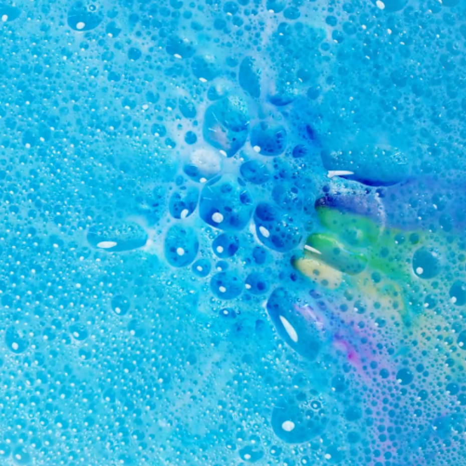 Rainbow Bath Bomb - Nailmatic